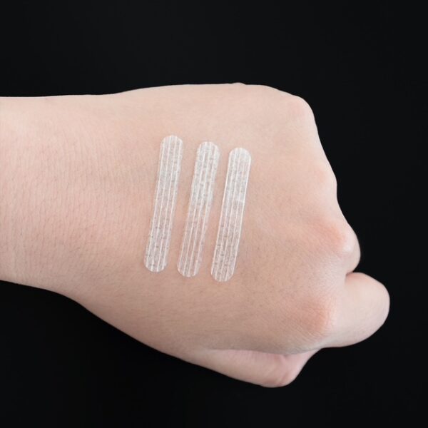 Skin Closure Strip (1/4 in * 4 in * 5 strips) - Image 3